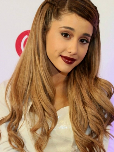Ariana Grande hair color